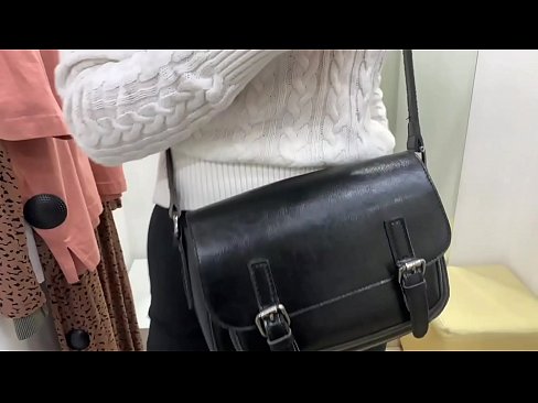 ❤️ Gənc qadın FeralBerry-nin fitinq otağında dildo ilə ictimai masturbasiyası Rus pornosu az.vbdsm.ru ﹏
