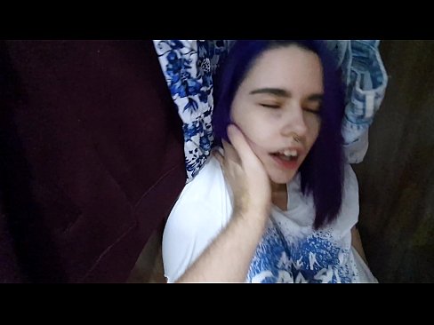 ❤️ Şkafda bacımı tapdım və ona cum kömək etdi Rus pornosu az.vbdsm.ru ﹏